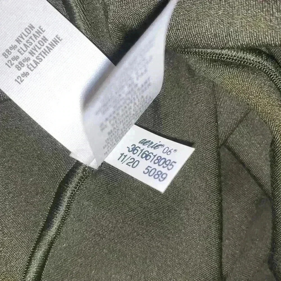 Offline by Aerie Green Real Me High Waisted V-Seam 7/8 Leggings Size S Short - Picture 7 of 11